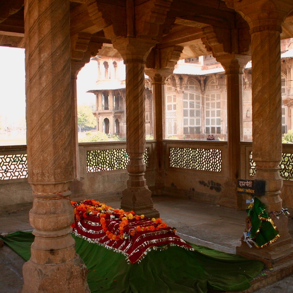 Tansen Tomb